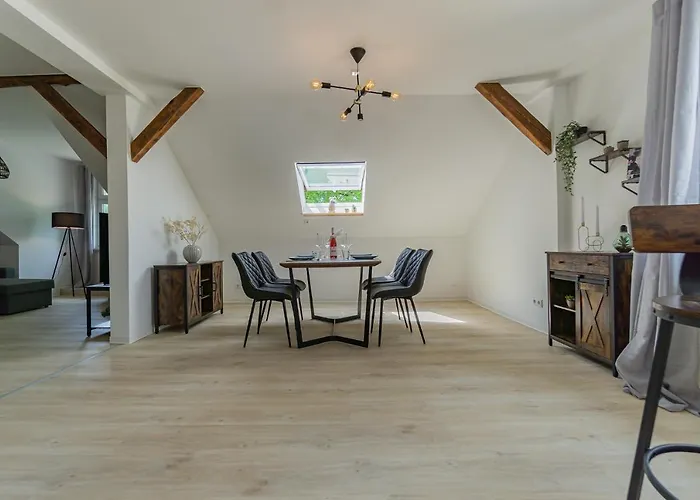 Lausitz-apartment, 80m2, Waschtrockner, 2 X Parkplaetze, Kueche, Netflix