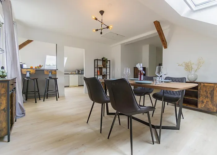 Lausitz-apartment, 80m2, Waschtrockner, 2 X Parkplaetze, Kueche, Netflix *